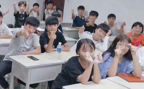 邯郸计算机应用专业（中专班）-邯郸经济管理中专学校