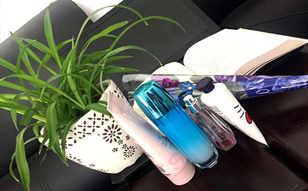 济宁学化妆在哪里学好_哪个学校好_学费多少钱