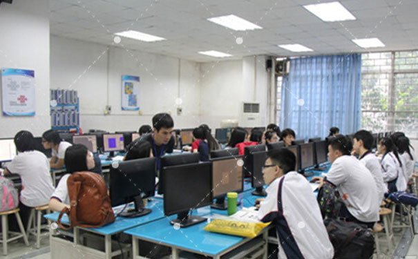 大连ps培训班招生_学期_学费_地址