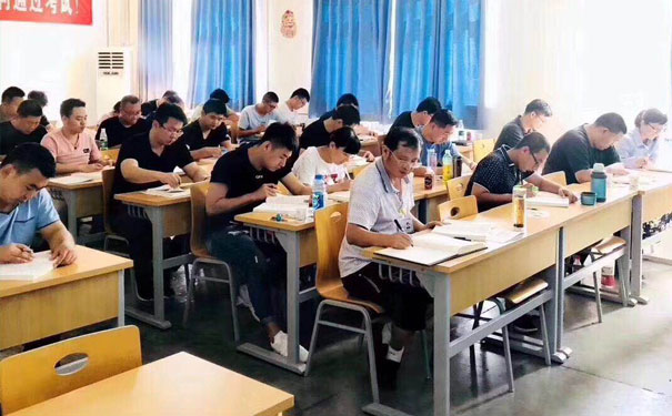 安阳二建培训哪家好_安阳二建培训班多少钱