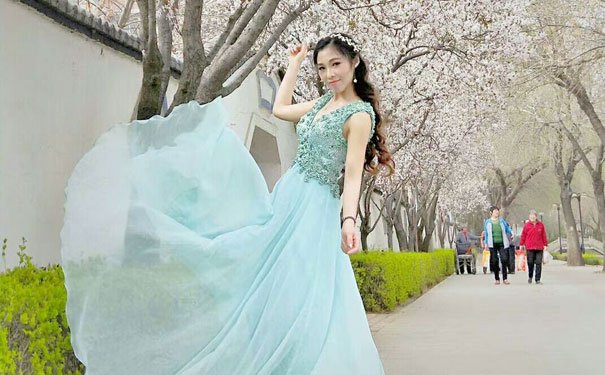 德州哪里有化妆学校？学费贵吗？