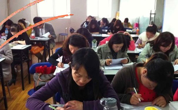 承德学会计需要什么学历？哪家学校好？