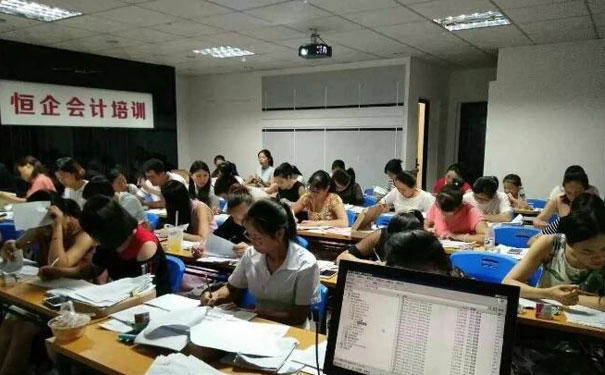 上海龙阳路校区cma培训机构哪个好_培训费用多少钱_报考条件