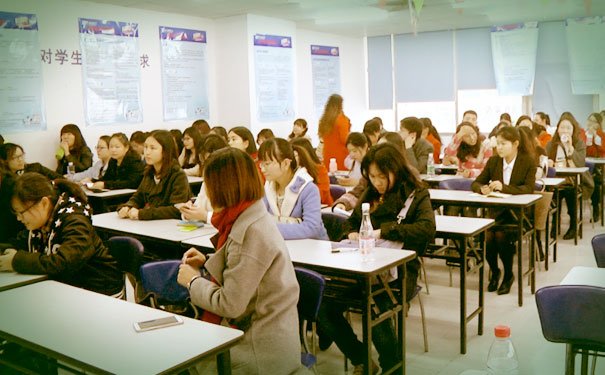 恩施仁和会计在哪？