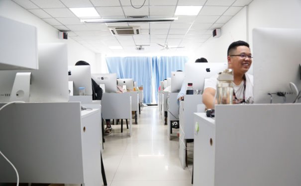 西安JavaEE培训机构哪家好-学多久-学费多少钱