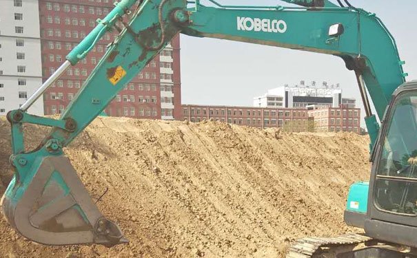 清苑挖掘机培训学校 - 学费多少钱 - 地址