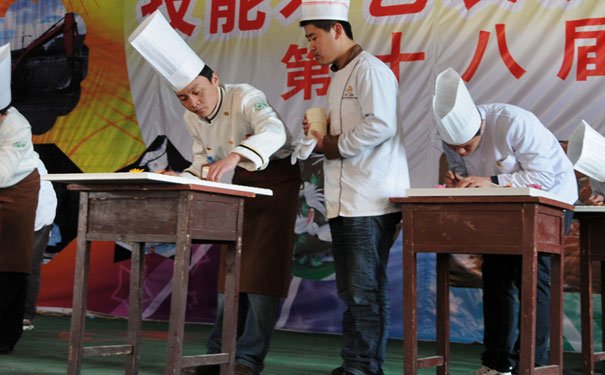 高阳厨师学校哪个好 - 学费多少