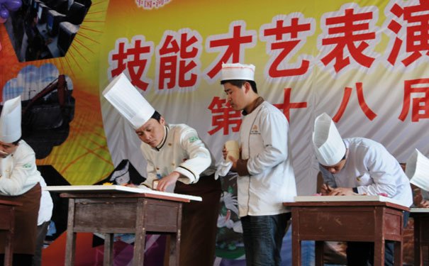 易县厨师学校哪个好 - 学费多少 易县厨师学校哪个好 - 学费多少