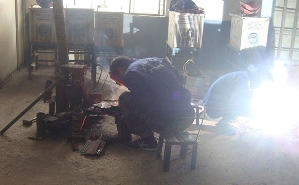 济宁氩弧焊班学费多少钱 - 学多久