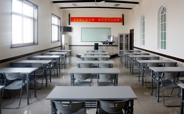 高碑店学美容美发哪个学校好 - 多少钱 - 需要多久