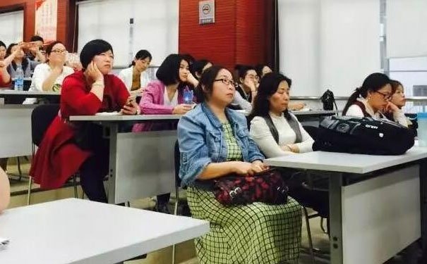 嘉兴会计培训班多少钱？学多久？
