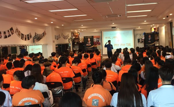 河源化妆培训学校哪个好 - 学费多少