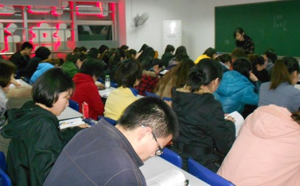 广州白云区初级会计考试时间 - 考试科目
