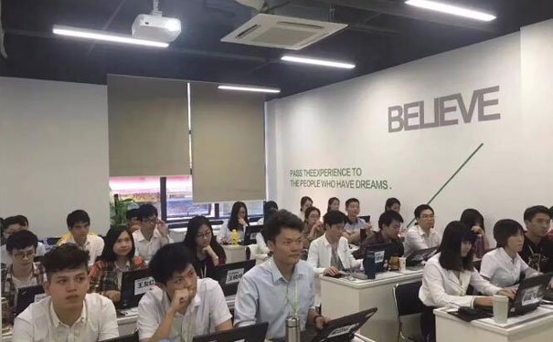 北京学会计哪个学校好 - 学费多少钱