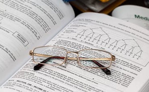 岳阳学会计哪个学校好 - 学费多少钱