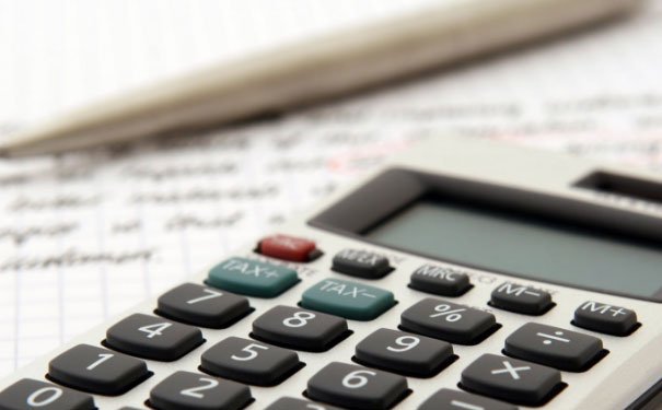 湖北学会计哪个学校好 - 学费多少钱