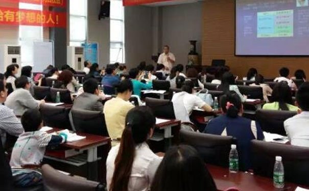 合肥学会计哪个学校好 - 学费多少钱