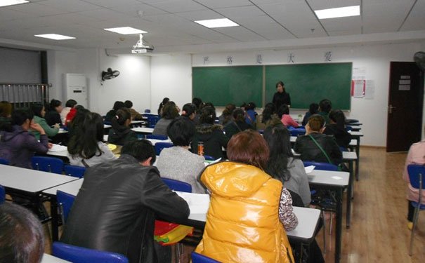 黄陂学会计哪个学校好 - 学费多少钱