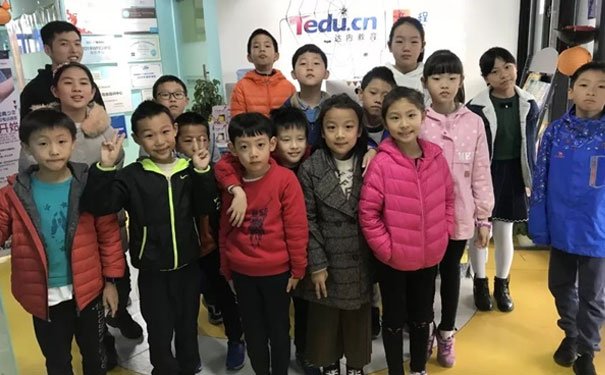 成都少儿机器人编程培训机构排名