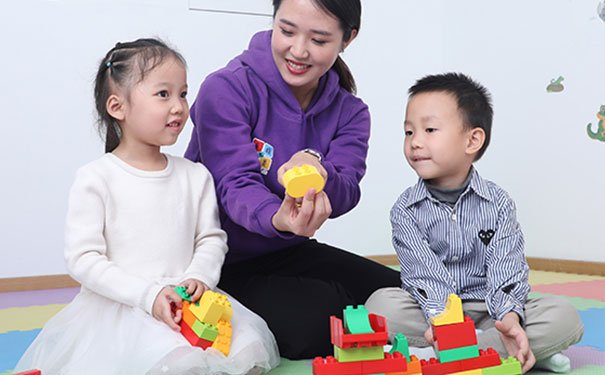 西安新城区孩子学编程哪家好_费用多少钱