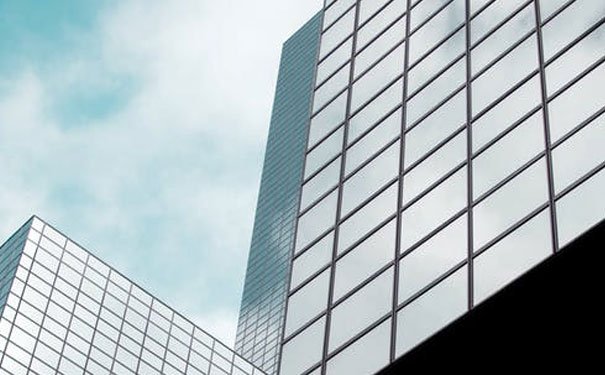 洛阳二建报考条件_报名费多少钱