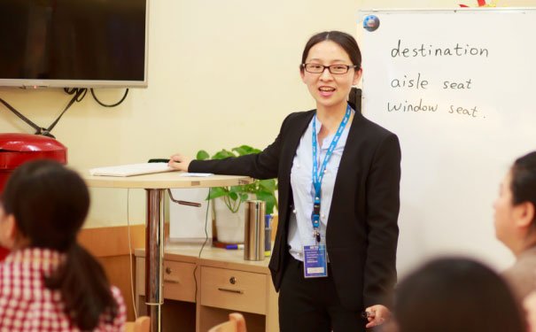 成都武侯区成人英文培训班多少钱_成都武侯区成人英文培训机构