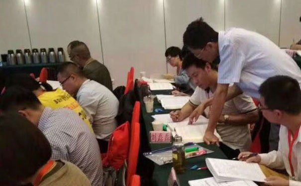 桂林中级经济师报名