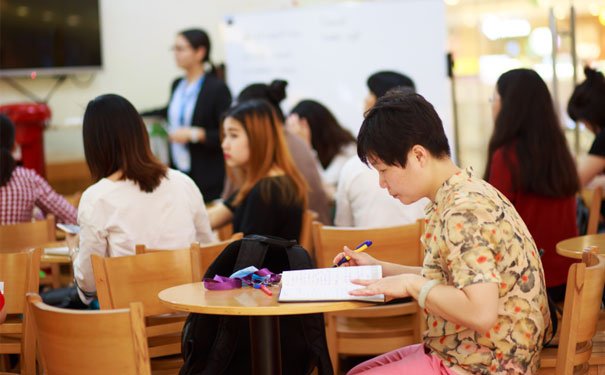 上海美联英语有线下的吗