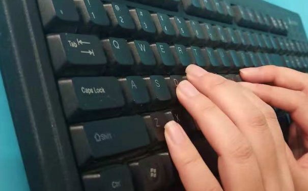 成都python培训机构哪个好_费用多少钱