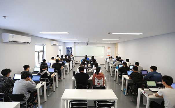 南宁java培训课程-价格费用多少-学多久「看这里」