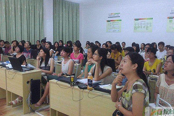 桂平初级会计面授辅导班哪个好-学费多少钱