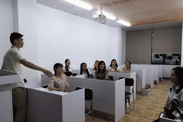 西宁城中区初级会计面授辅导班哪个好-学费多少钱