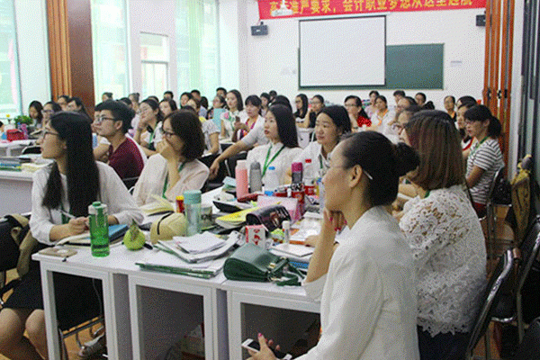 西宁海湖新区初级会计面授辅导班哪个好-学费多少钱