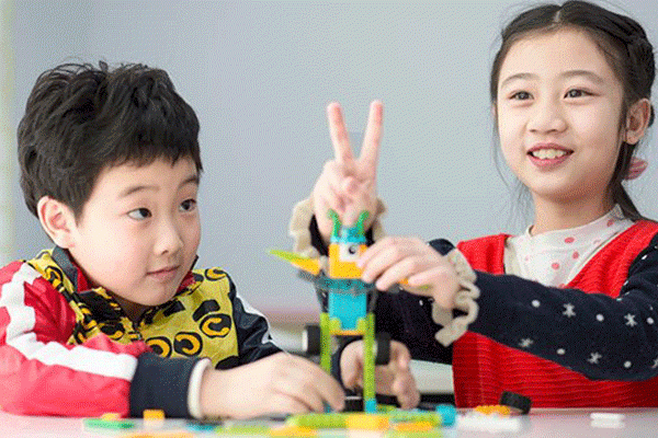 济南历下区儿童机器人编程培训班课程内容-费用