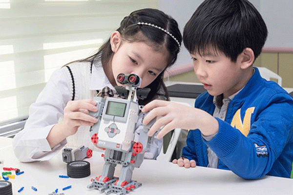 包头昆都仑区儿童机器人编程培训班课程内容-费用