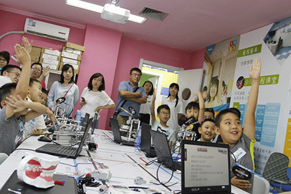 南宁西乡塘少儿编程培训班哪个好_价格费用大概多少