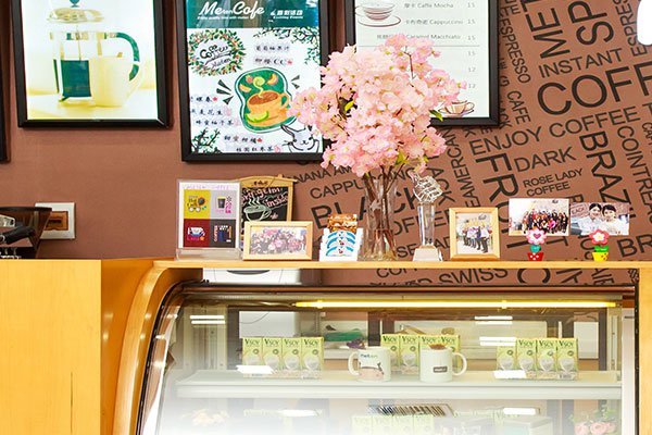 重庆成人学英语哪个机构好_多少钱_学多久