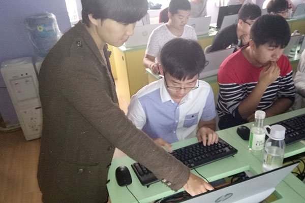 兰州IT培训班_学多久_费用多少钱_就业前景