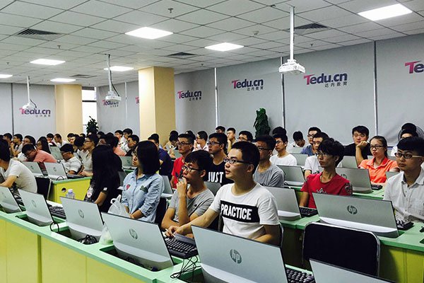 保定IT培训班_学多久_费用多少钱_就业前景