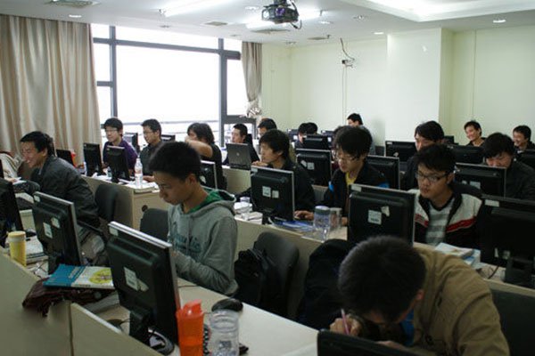 南昌IT培训班_学多久_费用多少钱_就业前景