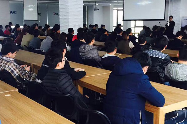 上海IT培训班_学多久_费用多少钱_就业前景