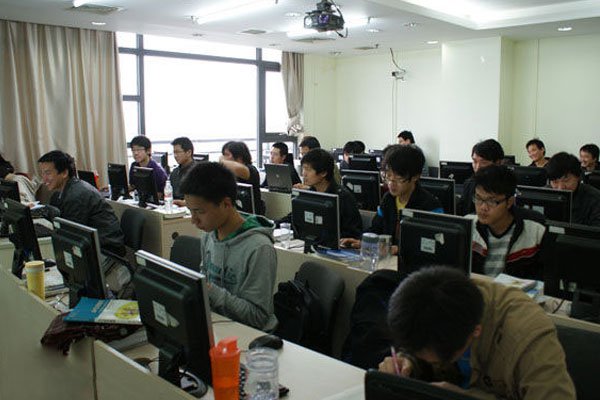 中山IT培训班_学多久_费用多少钱_就业前景