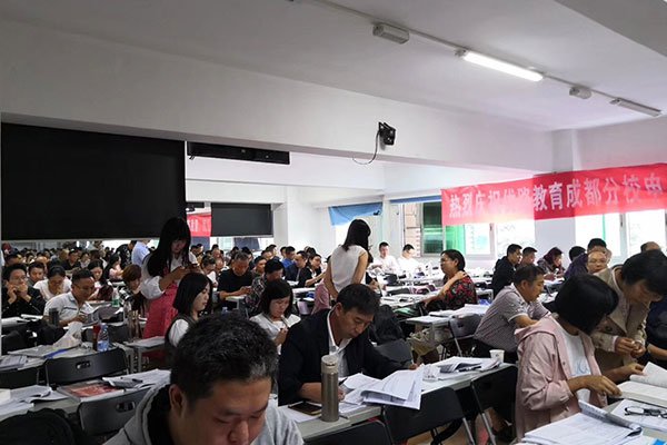  襄阳二建考试培训_考试时间_考试科目