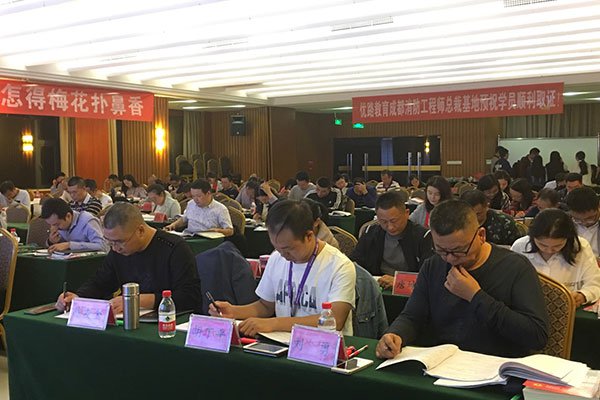  荆州二建考试培训_考试时间_考试科目