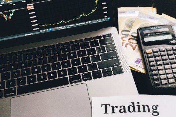 曲靖会计出纳培训班课程学多长时间？