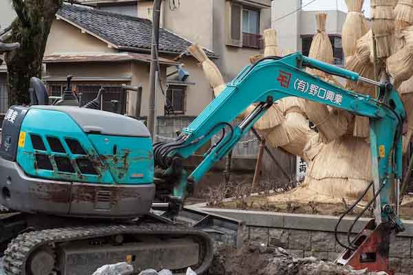 湖北学挖掘机的学校