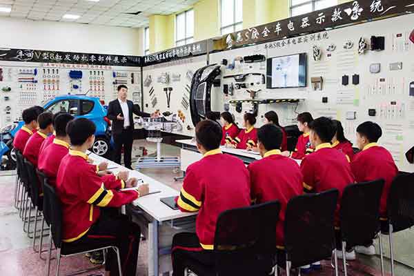 哈尔滨汽修学校学费多少