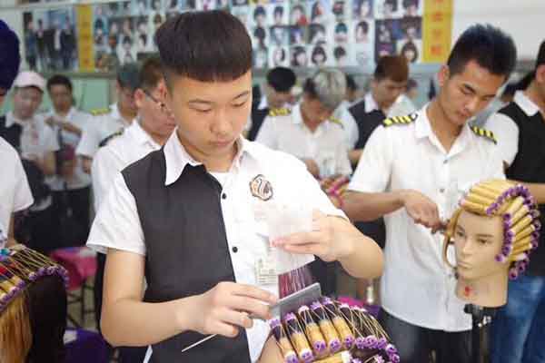 保定美发学校速成班