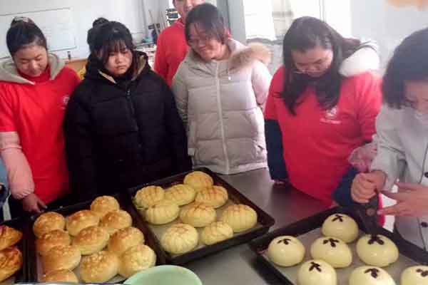  济宁糕点培训机构排名